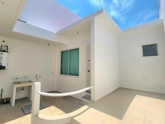 VENTA DE CASA EN COLONIA LAS REYNAS, SALAMANCA, GUANAJUATO