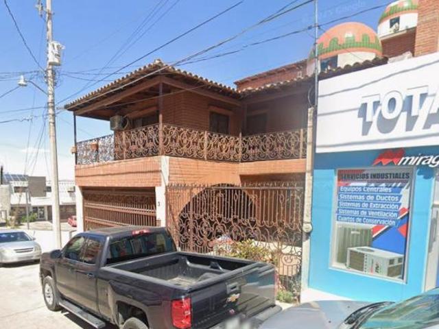 VENTA DE CASA EN COLONIA NUEVO NOGALES, NOGALES, SONORA