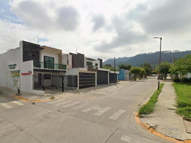 VENTA DE CASA EN COLONIA SAN FELIPE CDAD GUZMAN JALISCO