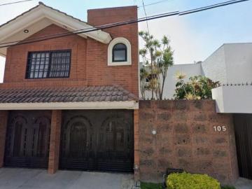 VENTA DE CASA EN COLONIA VALLE DE CAMPESTRELEON GUANAJUATO