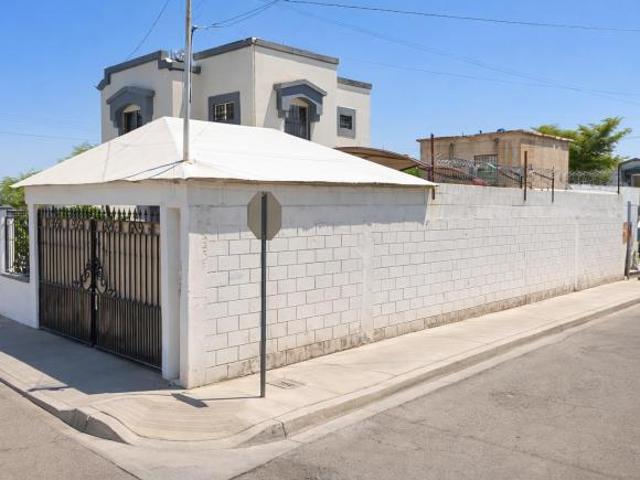 VENTA DE CASA EN COLONIA VILLA RESIDENCIAL DEL PRADO, MEXICALI, BAJA CALIFORNIA