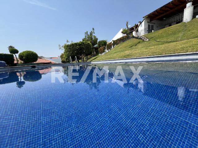Venta de casa en Colinas de Santa Fe, Xochitepec, Morelos. Clave 6169