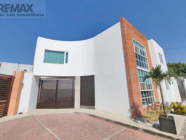 Venta de casa en condominio, Col. Los Presidentes, Temixco, Morelos?Clave 6129