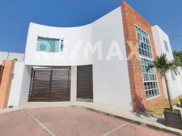 Venta de casa en condominio, Col. Los Presidentes, Temixco, Morelos. Clave 6129