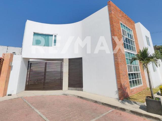 Venta de casa en condominio, Col. Los Presidentes, Temixco, Morelos. Clave 6129