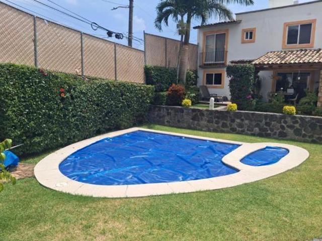 Venta de Casa en Condominio con Seguridad, No Vigilancia, Col. Jacarandas, mas Céntrica, Imposible