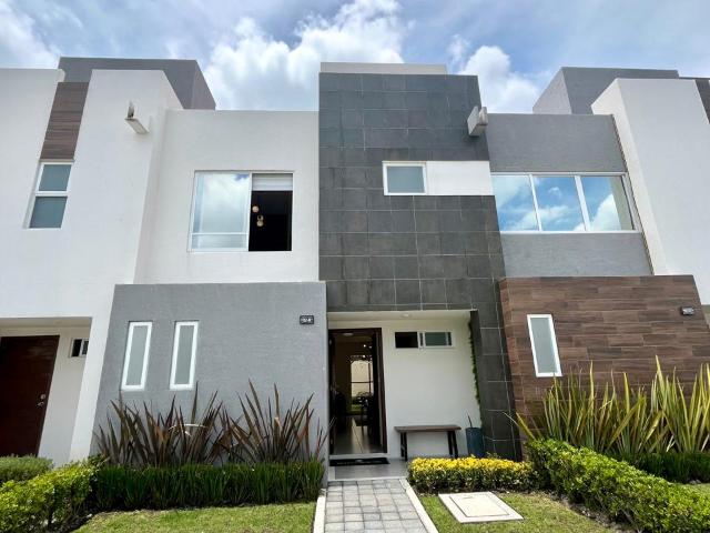 VENTA de CASA en CONDOMINIO, a 5 min de estación tren interurbano, Toluca