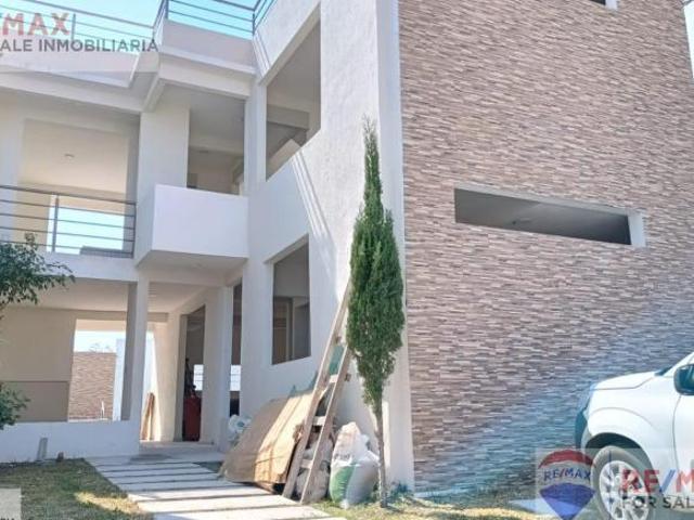Venta de casa en condominio, Atlacholoaya, Xochitepec, Morelos…Clave 5463