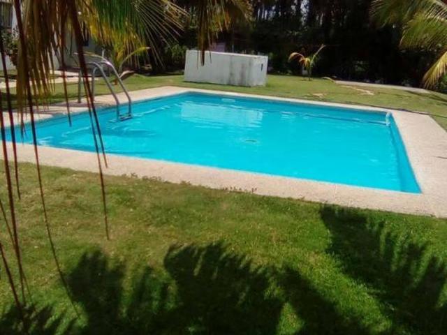 Venta de Casa en Condominio Playa Linda, Ixtapa Zihuatanejo. Trato directo