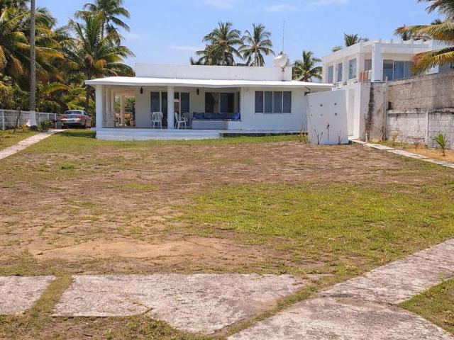 VENTA DE CASA EN COSTA,FRACCIONAMIENTO PLAYA PARAISO
