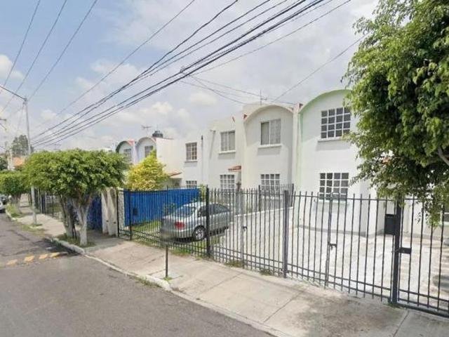 VENTA DE CASA EN CORREGIDORA, QUERETARO