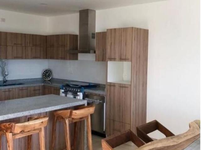VENTA DE CASA EN EXCELENTE FRACC. EN AGS