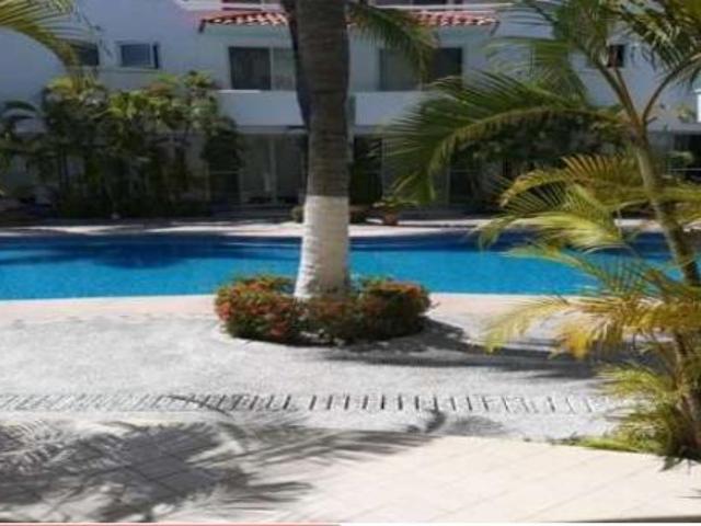 VENTA DE CASA EN EXCLUSIVO FRACCIONAMIENTO DE ZIHUATANEJO