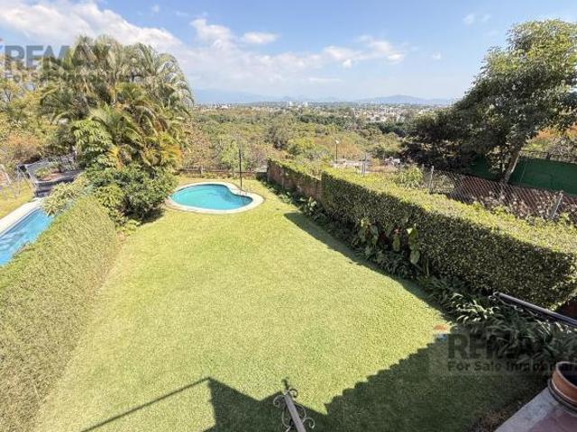 Venta de casa en el norte de Cuernavaca, Col. Lomas de Atzingo, Morelos Clave 6019