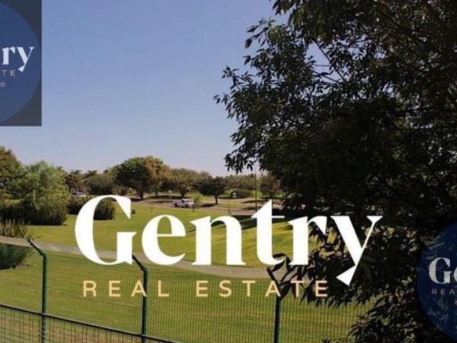 Venta de Casa en El Campanario, ¡Espectacular Construcción!