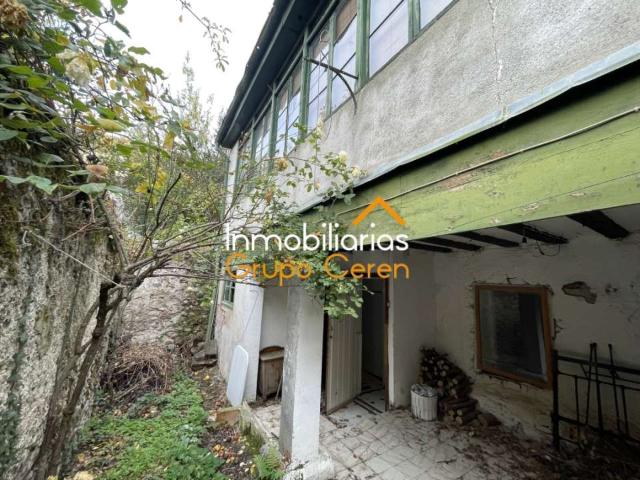 VENTA DE CASA EN EL CENTRO DE EZCARAY, POSIBILIDAD DE ALQUILAR EL LOCAL COMERCIAL DE 120M2