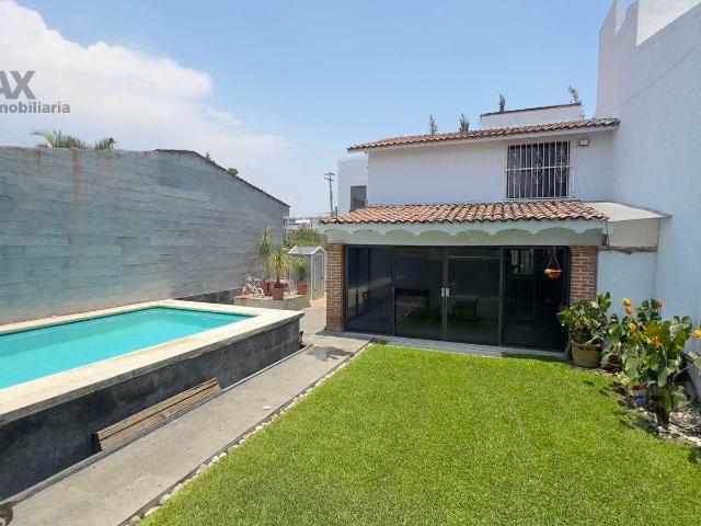 Venta de casa en el Fracc. Las Fincas, Jiutepec, Morelos?Clave 5648