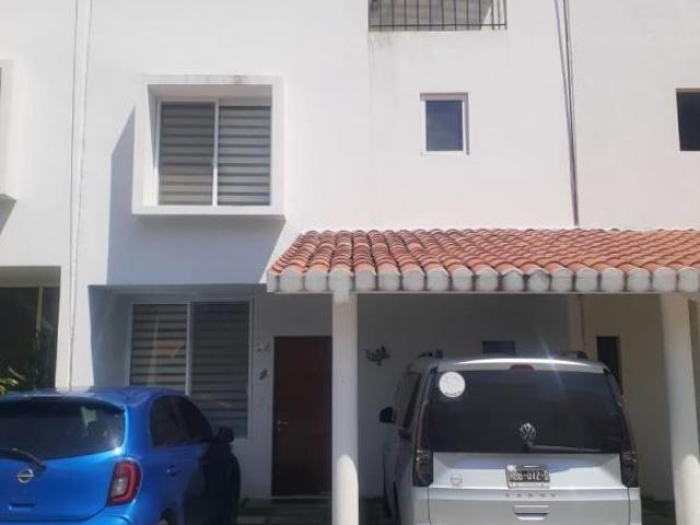 VENTA DE CASA EN EL FRACC RESIDENCIAL AIYANA, EN SANTA FE, XOCHITEPEC