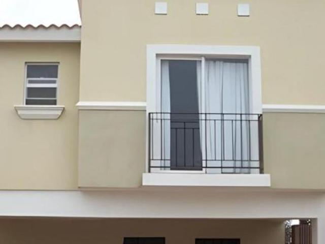 VENTA DE CASA EN EL FRACCINAMIENTO CERRADA DE GENOVA EN JUAREZ EN CHIHUAHUA