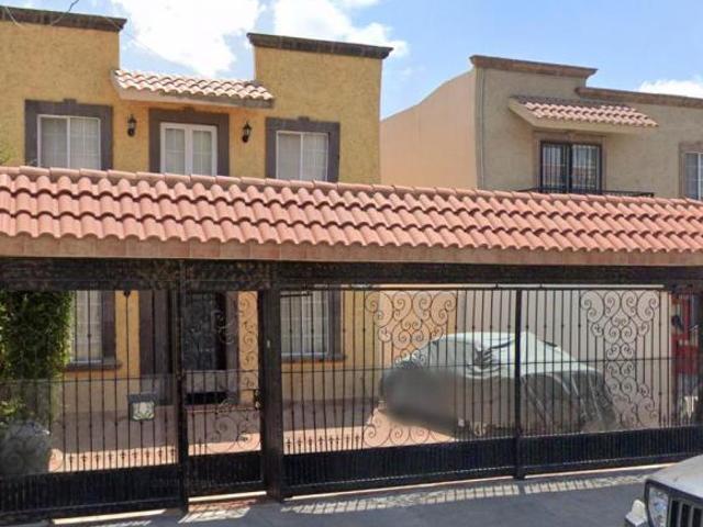 VENTA DE CASA EN EL FRACCIONAMIENTO VILLA MEXICANA EN CIUDAD JUAREZ EN CHIHUAHUA