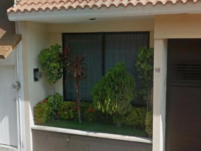 VENTA DE CASA EN EL FRACCIONAMIENTO VIRGINIA BOCA DEL RIO