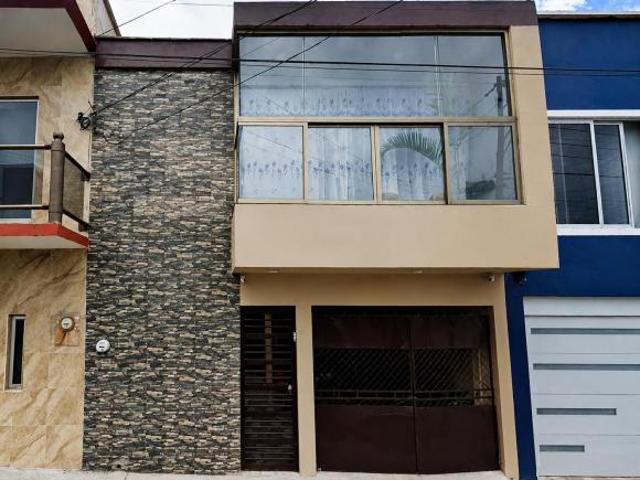 VENTA DE CASA EN EL FRACCIONAMIENTO EL ESPINAL EN ORIZABA EN VERACRUZ