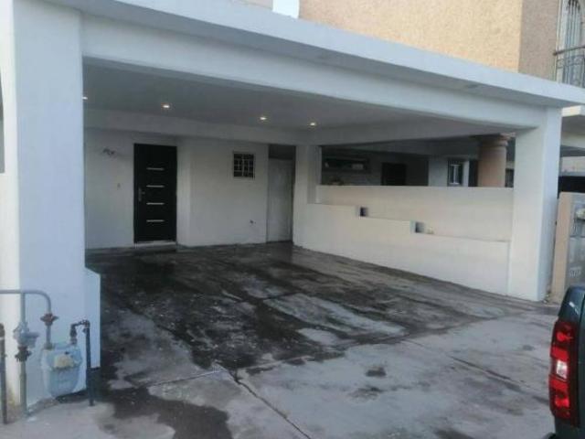 VENTA DE CASA EN EL FRACCIONAMIENTO JARDINES DE SAN CARLOS 2 EN JUAREZ EN CHIHUAHUA