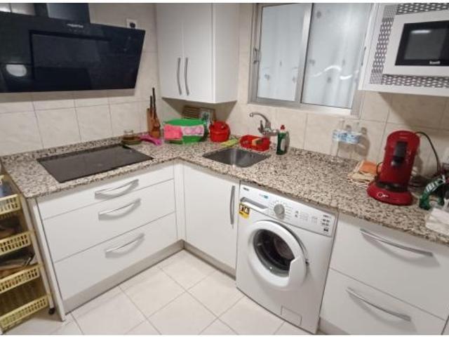 VENTA DE CASA EN ENTRALA ZAMORA, 4 DORMITORIOS, BAÑO, BUHARDILLA, TERRAZA, JARDÍN, GARAJE.