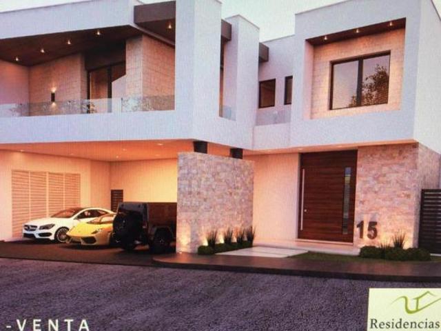 Venta de Casa en Esquina en Almena 1 Zona Valle Poniente