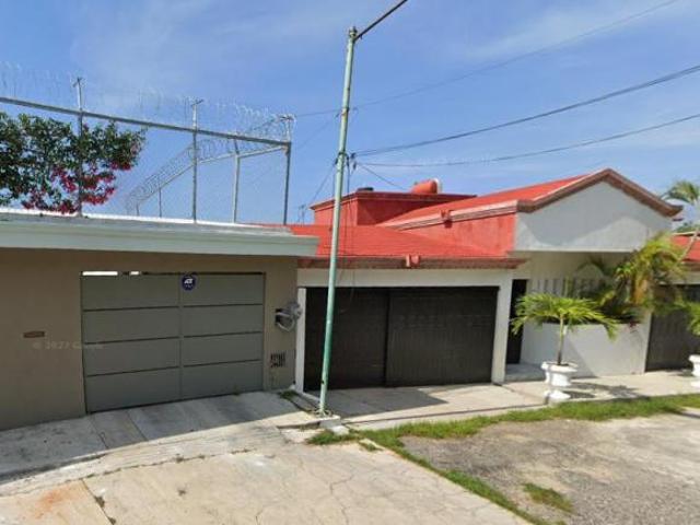 VENTA DE CASA EN ESTADO DE GUERRERO EN MUNICIPIO DE ACAPULCO DE JUAREZ COLONIA LA CONDESA