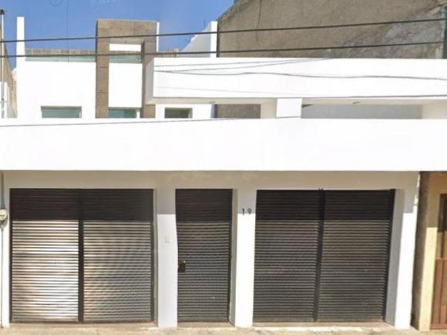 VENTA DE CASA EN ESTADO DE MEXICO EN MUNICIPIO DE NEZAHUALCOYOTL COLONIA BOSQUES DE ARAGON