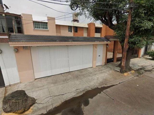 VENTA DE CASA EN ESTADO DE MEXICO TLANEPANTLA VALLE DORADO ROMA