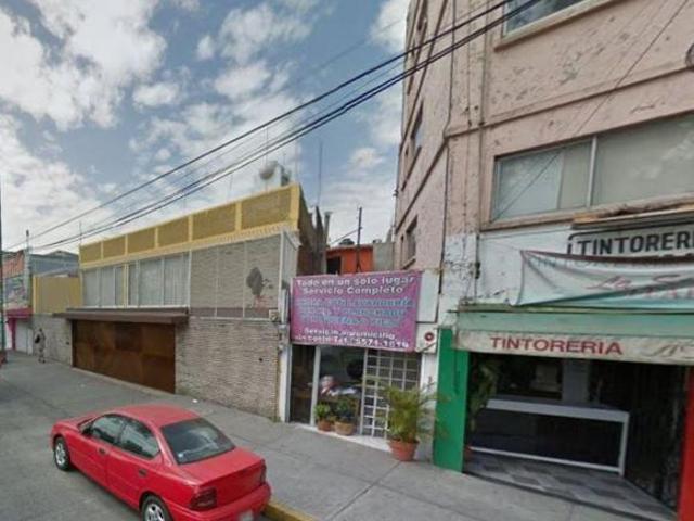 VENTA DE CASA EN FERNANDO IGLESIAS JARDIN BALBUENA