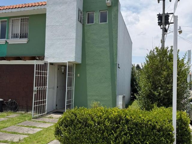 VENTA DE CASA EN FRACC. AHUEHUETES EN SANTA MARIA TOTOLTEPEC