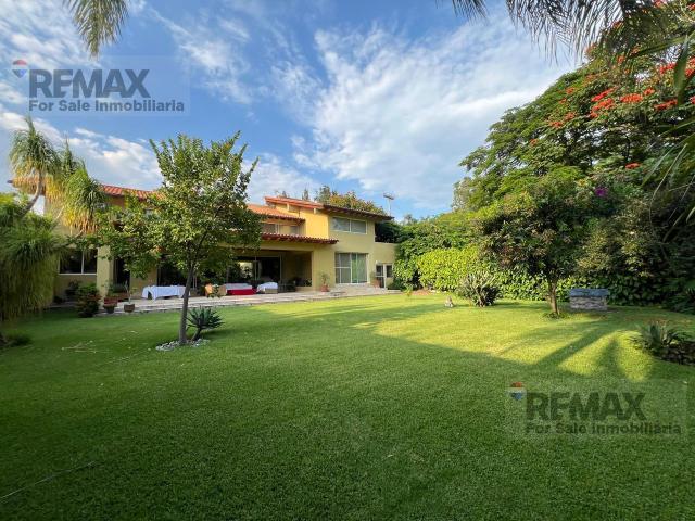 Venta de casa en fracc. Tamoanchan, Jiutepec, Mor. Clave 5894