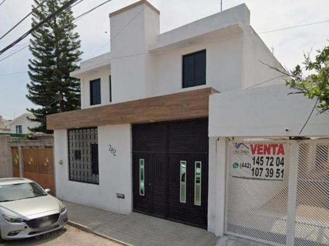 VENTA DE CASA EN FRACCIONAMIENTO TEJEDA, CORREGIDORA, QUERETARO