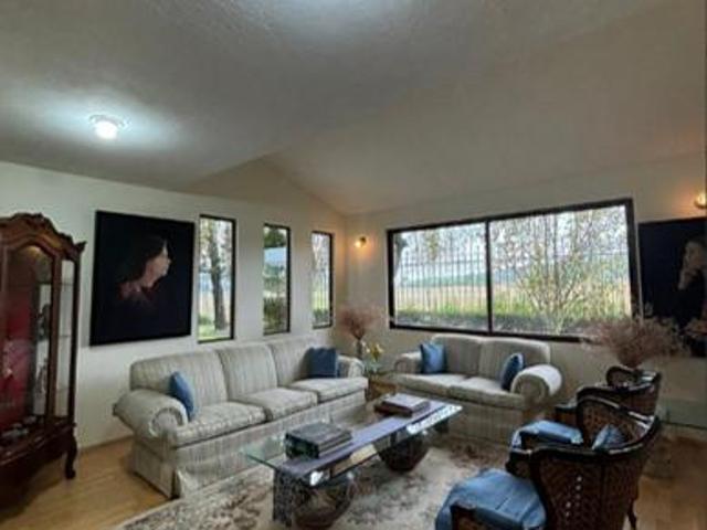 VENTA DE CASA EN FRACCIONAMIENTO VALLE DE ZAMARRERO EN ZINACANTEPEC