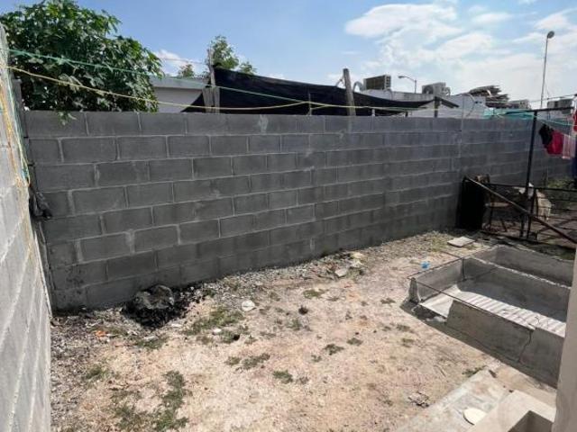 Venta de casa en fraccionamiento vista alta
