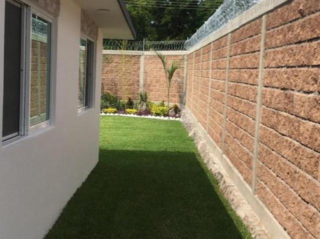 PARA CONSTRUIR Casa en Fraccionamiento Citlalin con gran alberca