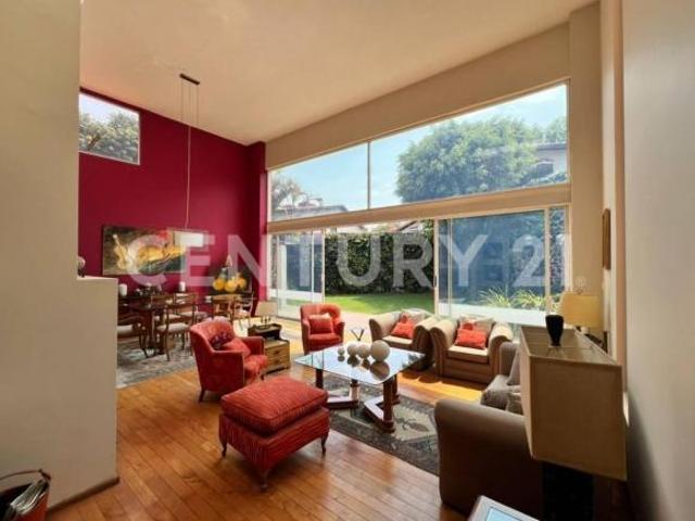 Venta de Casa en Fraccionamiento en Valle Escondido, Tlalpan, CDMX