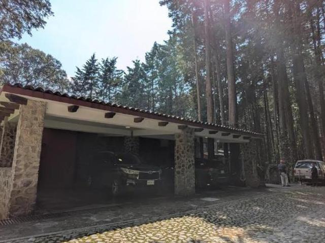 VENTA DE CASA EN FRACCIONAMIENTO HACIENDA SAN MARTÍN EN OCOYOACAC