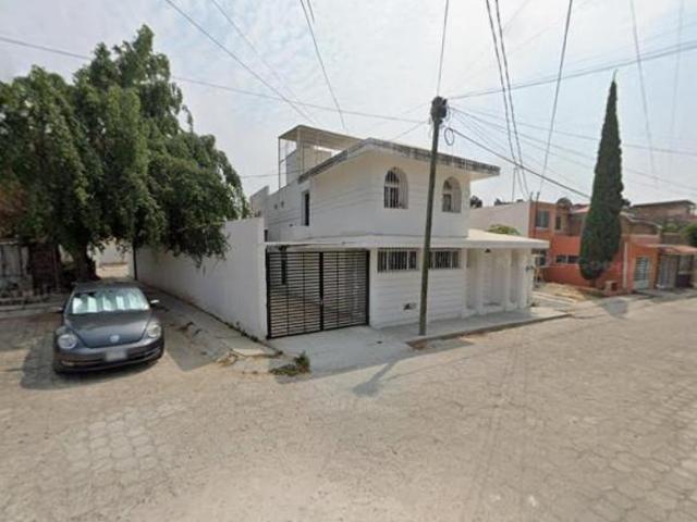 VENTA DE CASA EN FRACCIONAMIENTO LA HERRADURA, TUXTLA GUTIERREZ, CHIAPAS