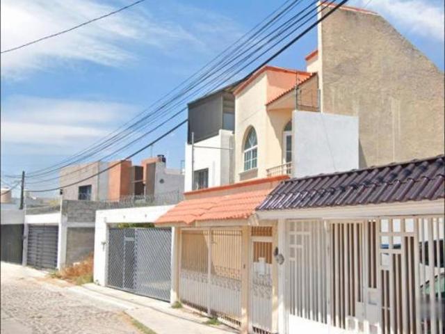 VENTA DE CASA EN FRACCIONAMIENTO LA MISION, CELAYA, GUANAJUATO