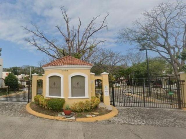 VENTA DE CASA EN FRACCIONAMIENTO PRIVANZAS CIUDAD DEL CARMEN CAMPECHE