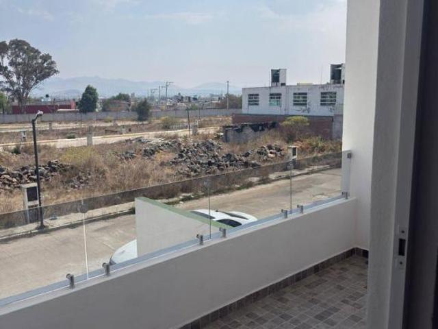 VENTA DE CASA EN FRACCIONAMIENTO SANTA MARIA