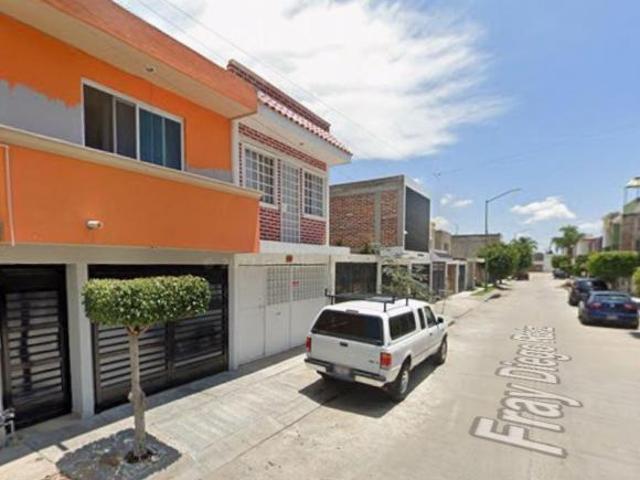 VENTA DE CASA EN FRACCIONAMIENTO SANTO DOMINGO, LEON, GUANAJUATO
