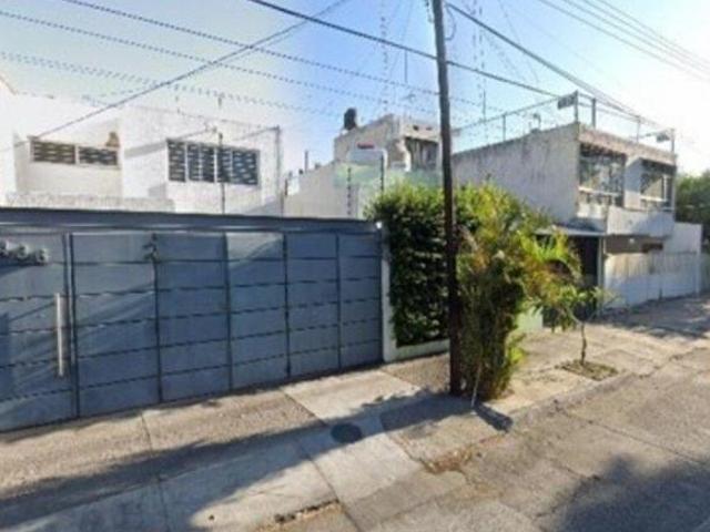 VENTA DE CASA EN GUADALAJARA JALISCO ALCALDE BARRAQUITAS AV DE LOS MAESTROS