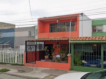 VENTA DE CASA EN GUADALAJARA JALISCO JARDINES DEL SUR HEBRIDAS
