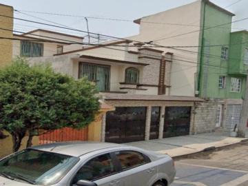 VENTA DE CASA EN GUSTAVO A MADERO CIUDAD DE MEXICO SARDONICA