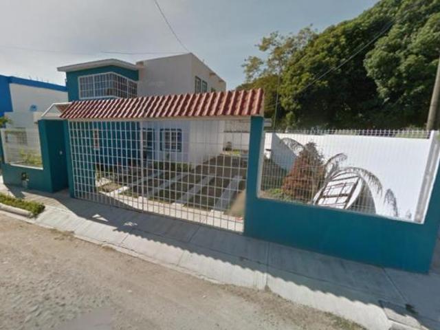 VENTA DE CASA EN GAVILAN PARAISO SALAGUA, MANZANILLO COLIMA